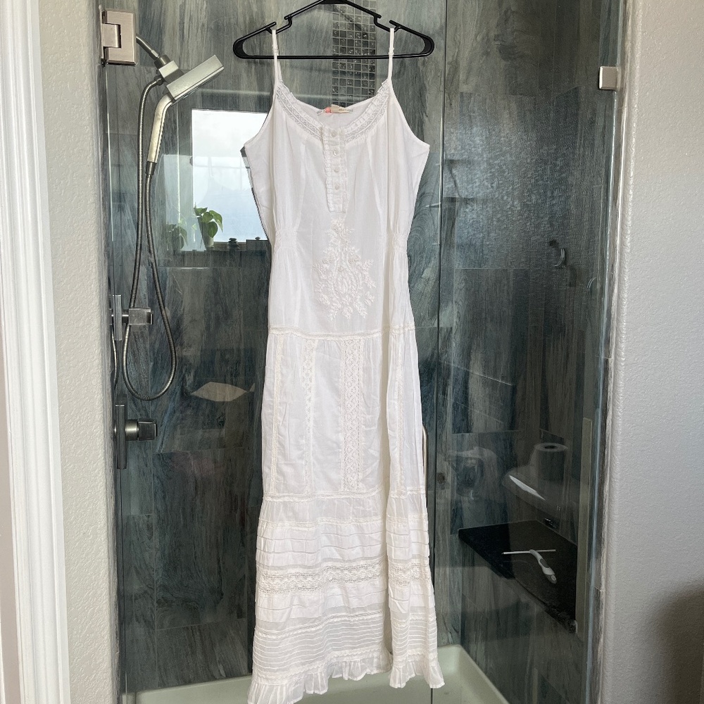 Chelsea & Violet dress